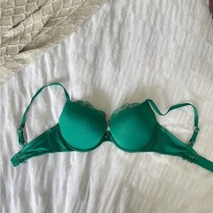 Chic Teal Lace Accent Bra